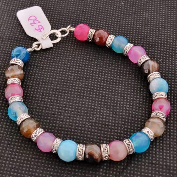 🇨🇦 2 For $25 Handcrafted Gemstone Bracelet - Picture 1 of 5